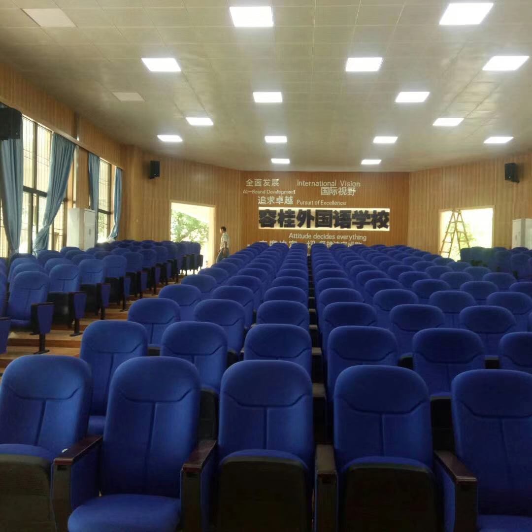 會議室槽孔吸音板的環(huán)保優(yōu)勢:建筑綠色革命的重要一步